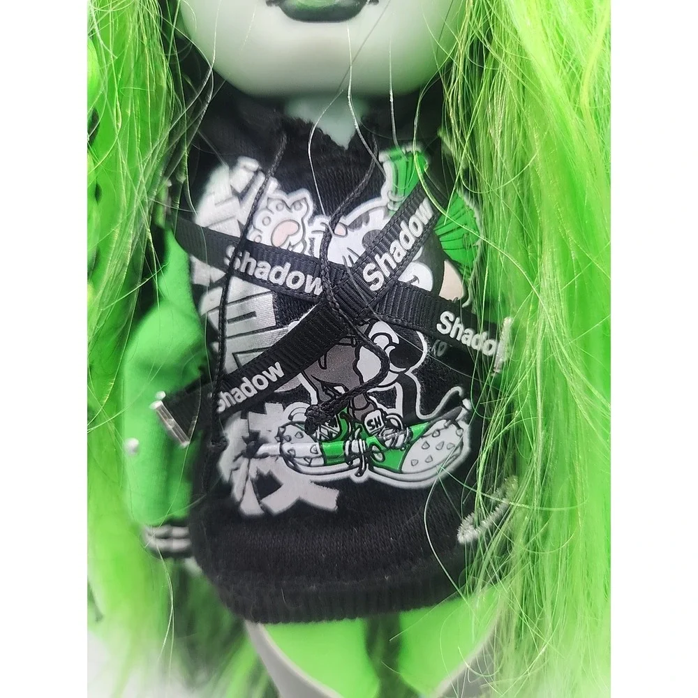 Rainbow High Shadow High Harley Limestone Neon Green Fashion Doll with Outfit